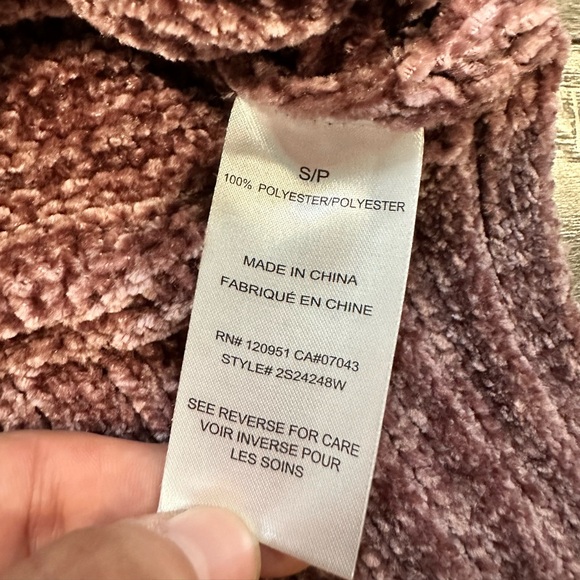 Pink Rose | Sweater - Picture 5 of 5